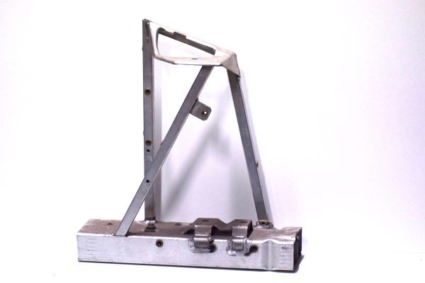 rear frame LH 183833 / 65995500