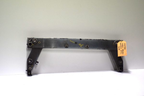 cross member gearbox  245981