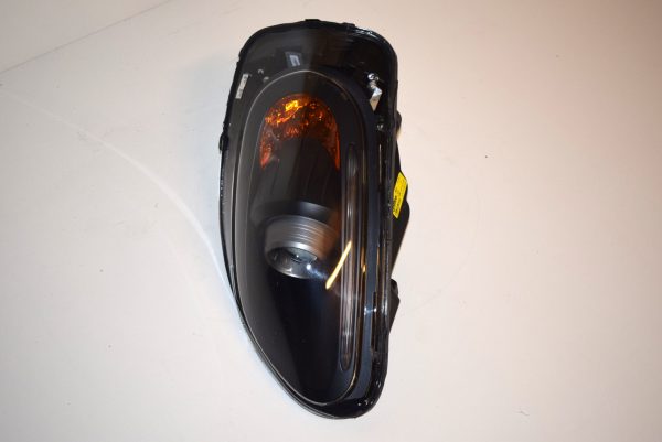 RH headlight used part : 204719