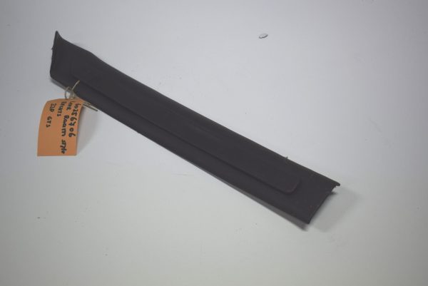 RH moulding  60356706