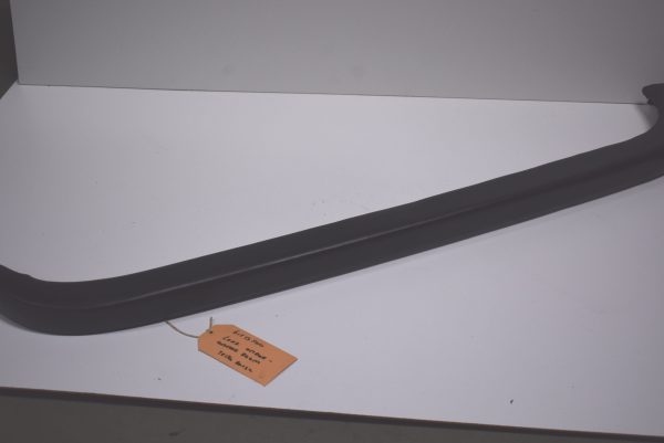 rear window lower trim 61513500